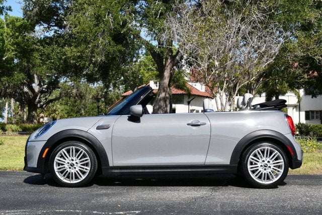 2023 MINI Convertible Cooper S W/Signature Trim 2.0 and Touchscreen Navigation