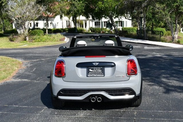 2023 MINI Convertible Cooper S W/Signature Trim 2.0 and Touchscreen Navigation