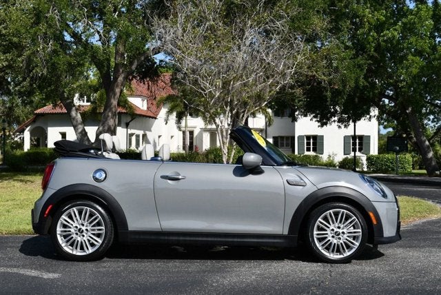 2023 MINI Convertible Cooper S W/Signature Trim 2.0 and Touchscreen Navigation
