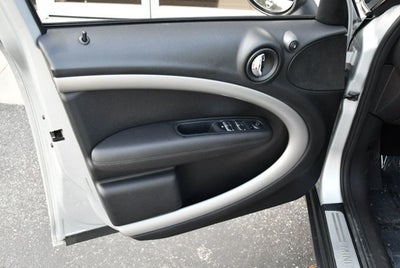 2014 MINI Cooper Countryman FWD 4 Door Wagon W/Panoramic Sunroof