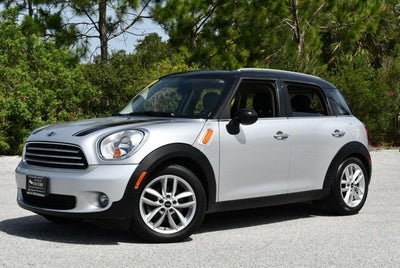 2014 MINI Cooper Countryman FWD 4 Door Wagon W/Panoramic Sunroof