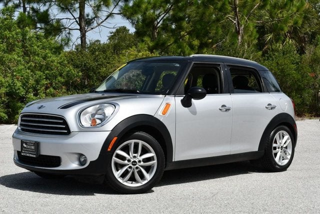 2014 MINI Cooper Countryman FWD 4 Door Wagon W/Panoramic Sunroof