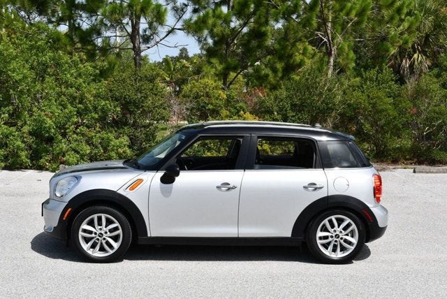 2014 MINI Cooper Countryman FWD 4 Door Wagon W/Panoramic Sunroof