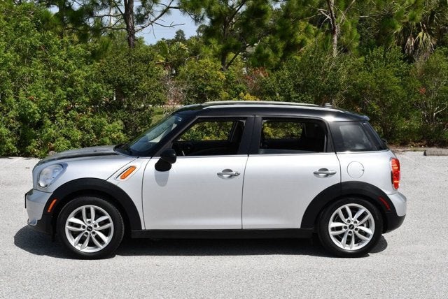 2014 MINI Cooper Countryman FWD 4 Door Wagon W/Panoramic Sunroof
