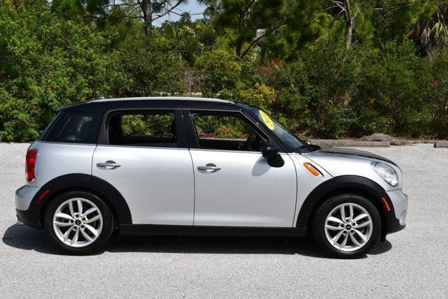 2014 MINI Cooper Countryman FWD 4 Door Wagon W/Panoramic Sunroof