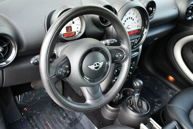 2014 MINI Cooper Countryman FWD 4 Door Wagon W/Panoramic Sunroof