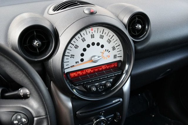 2014 MINI Cooper Countryman FWD 4 Door Wagon W/Panoramic Sunroof