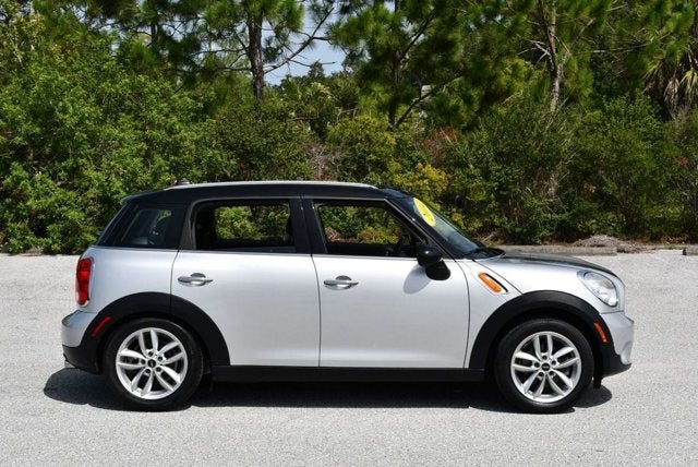 2014 MINI Cooper Countryman FWD 4 Door Wagon W/Panoramic Sunroof