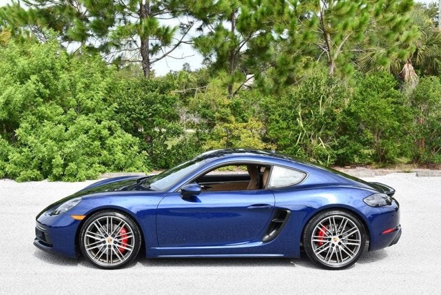 2022 Porsche 718 Cayman GTS 4.0 Coupe W/Premium Package