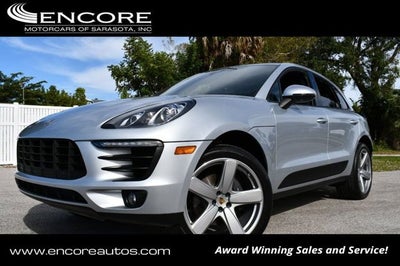 2018 Porsche Macan AWD 4 Door SUV W/Premium Package Plus and Navigation
