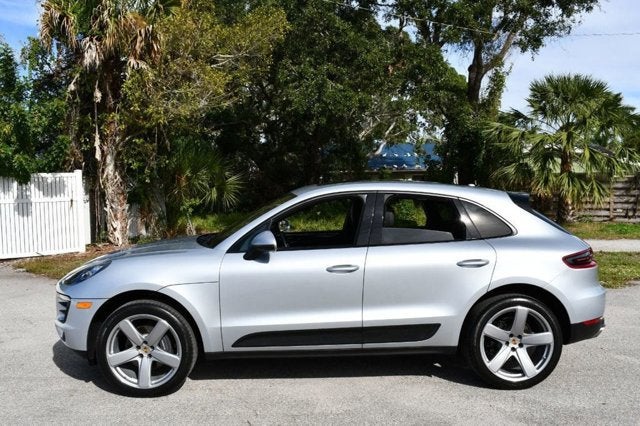 2018 Porsche Macan AWD 4 Door SUV W/Premium Package Plus and Navigation