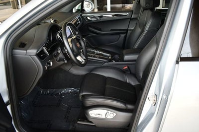 2018 Porsche Macan AWD 4 Door SUV W/Premium Package Plus and Navigation