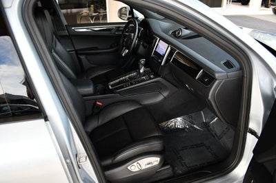 2018 Porsche Macan AWD 4 Door SUV W/Premium Package Plus and Navigation