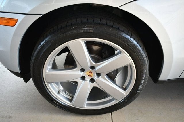 2018 Porsche Macan AWD 4 Door SUV W/Premium Package Plus and Navigation