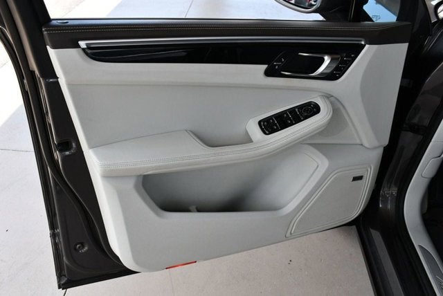 2017 Porsche Macan S AWD SUV W/Premium Package Plus