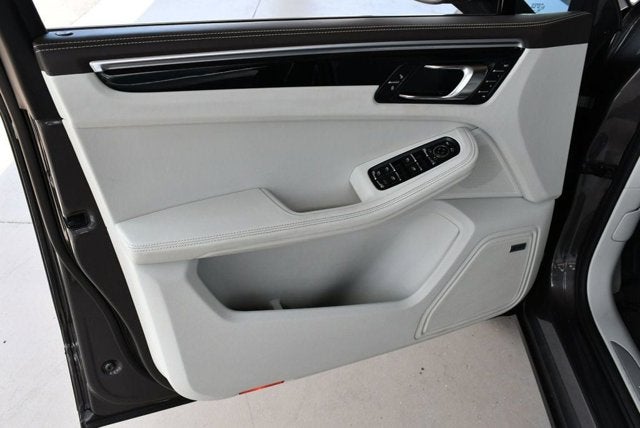 2017 Porsche Macan S AWD SUV W/Premium Package Plus