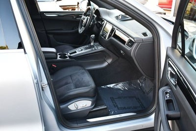 2016 Porsche Macan S AWD 4 Door S W/Infotainment Package