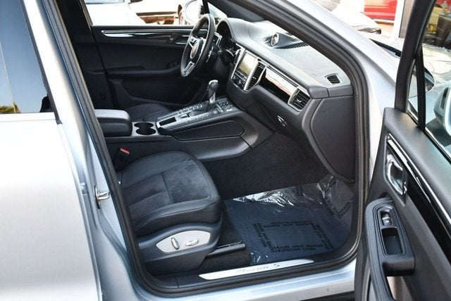 2016 Porsche Macan S AWD 4 Door S W/Infotainment Package