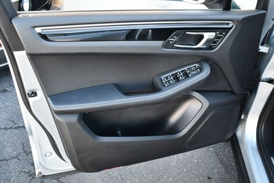 2016 Porsche Macan S AWD 4 Door S W/Infotainment Package