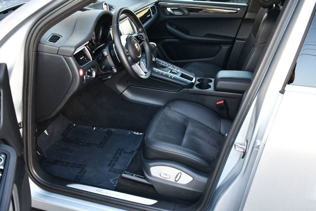 2016 Porsche Macan S AWD 4 Door S W/Infotainment Package