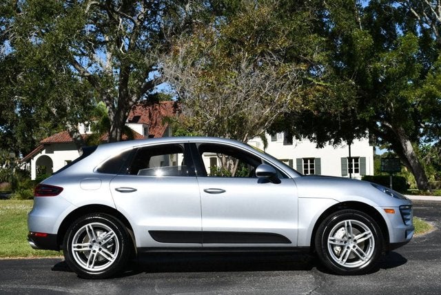 2016 Porsche Macan S AWD 4 Door S W/Infotainment Package