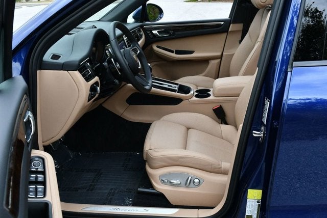 2024 Porsche Macan S AWD SUV W/Premium Package Plus