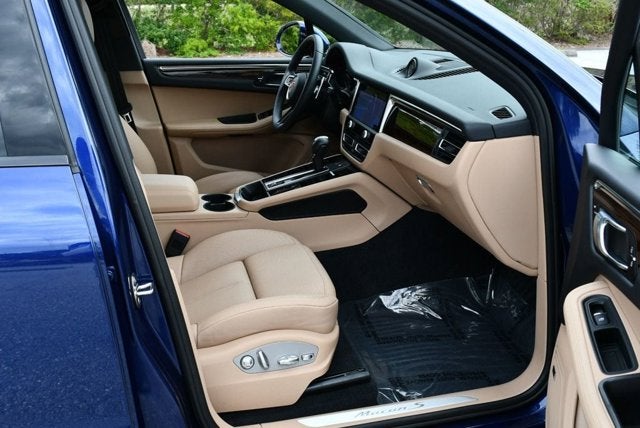 2024 Porsche Macan S AWD SUV W/Premium Package Plus