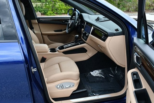 2024 Porsche Macan S AWD SUV W/Premium Package Plus