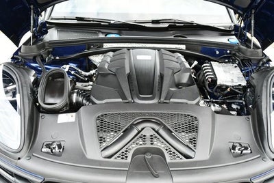 2024 Porsche Macan S AWD SUV W/Premium Package Plus