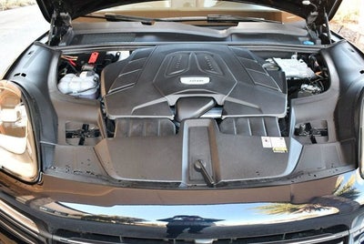 2023 Porsche Cayenne Platinum Edition AWD SUV W/Adaptive Cruise Control