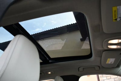 2025 Volvo XC40 Ultra Bright Theme