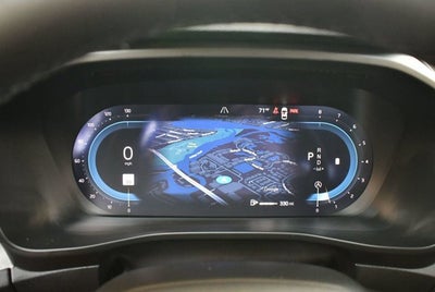 2025 Volvo XC40 Ultra Bright Theme