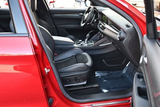 2018 Alfa Romeo Stelvio Quadrifoglio AWD SUV W/Driver Assist Dynamic Package and Navigation