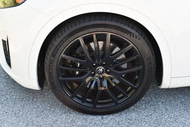 2022 Maserati Levante Modena 3.0L SUV W/Sportivo & Nerissimo Packages