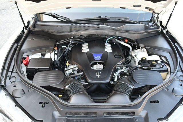 2022 Maserati Levante Modena 3.0L SUV W/Sportivo & Nerissimo Packages
